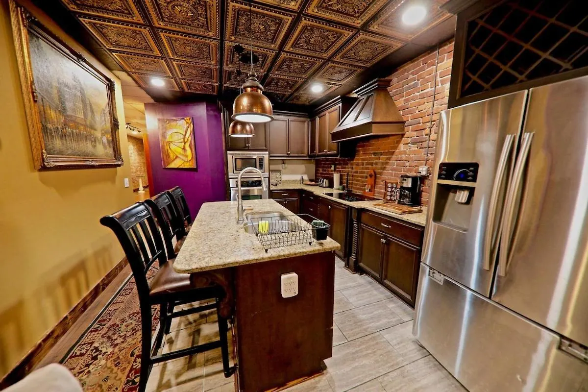 Broadway 4Br 2Bth 2500Sf Art Gallery And Steam Room Nashville 0*,