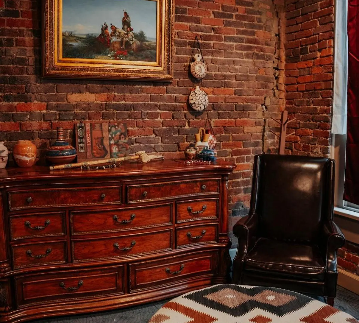 Broadway 4Br 2Bth 2500Sf Art Gallery And Steam Room Nashville 0*,  United States